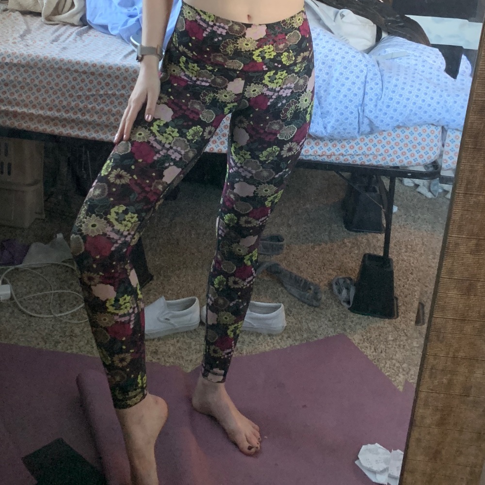 Discontinued floral lululemon leggings